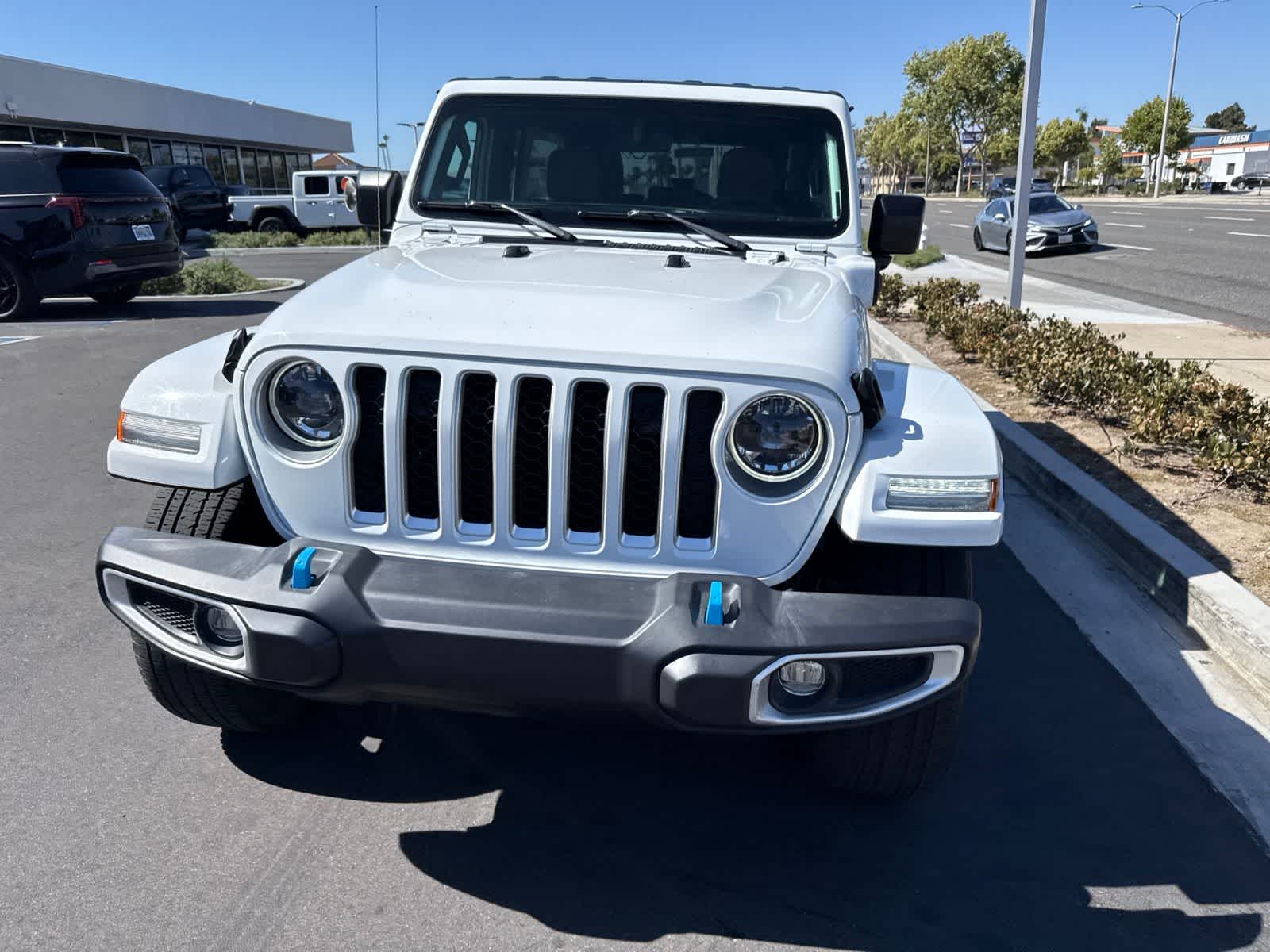 Used 2023 Bright White Clearcoat Jeep Sahara image 3