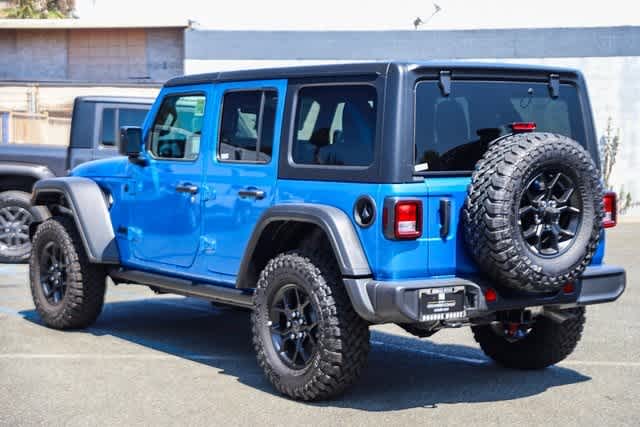 2024 Jeep Wrangler Willys 8