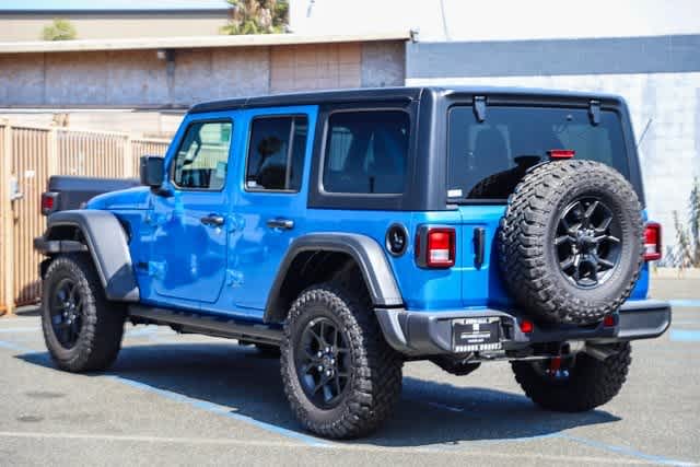 2024 Jeep Wrangler Willys 8