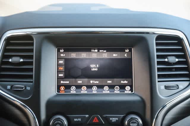 2021 Jeep Grand Cherokee Laredo E 13