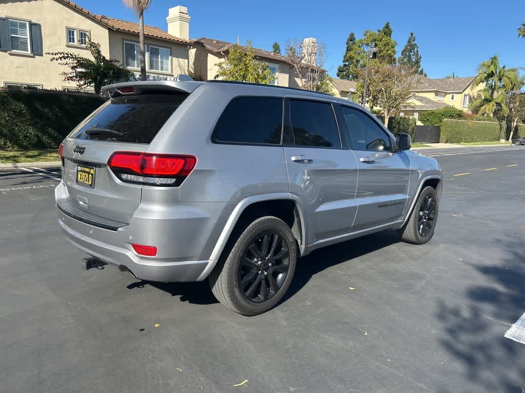 2018 Jeep Grand Cherokee Altitude 5