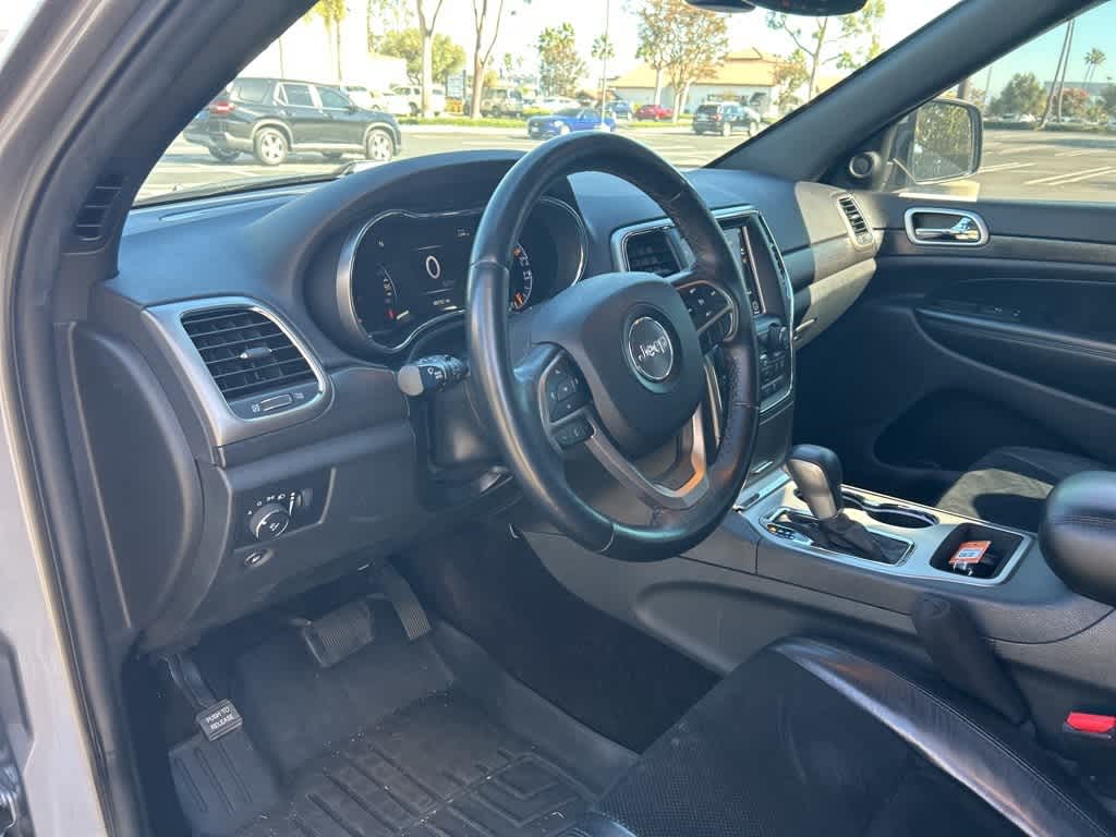 2018 Jeep Grand Cherokee Altitude 19