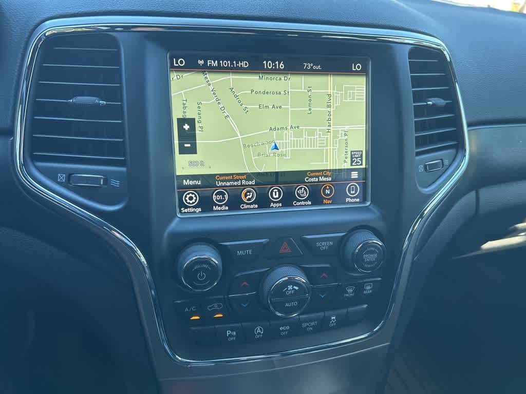 2018 Jeep Grand Cherokee Altitude 33