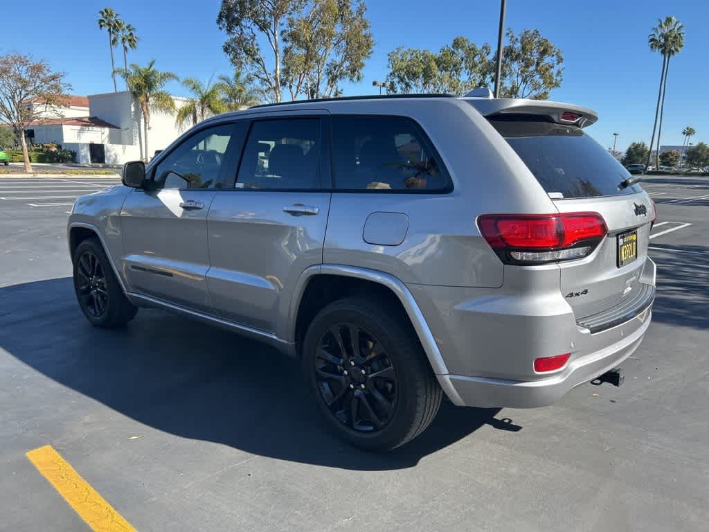 2018 Jeep Grand Cherokee Altitude 3