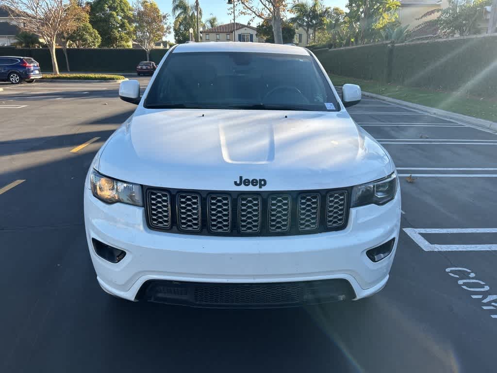 2018 Jeep Grand Cherokee Altitude 8