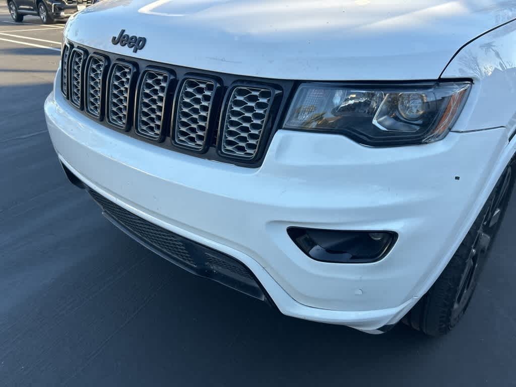 2018 Jeep Grand Cherokee Altitude 9