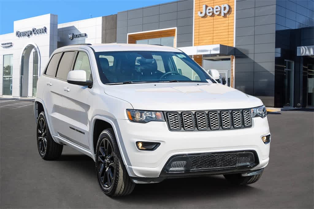 2018 Jeep Grand Cherokee Altitude 5