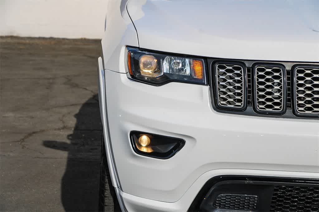 2018 Jeep Grand Cherokee Altitude 7