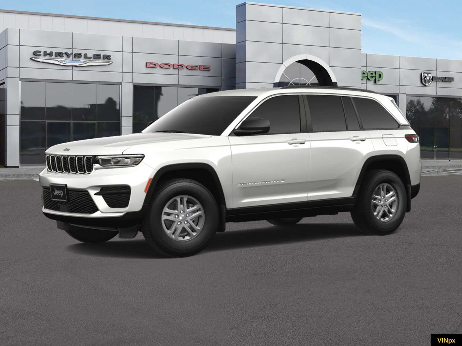 2024 Jeep Grand Cherokee Laredo 2