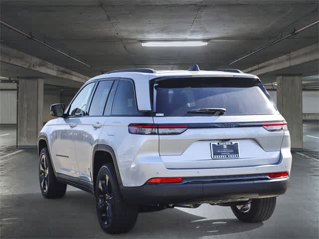 2024 Jeep Grand Cherokee Altitude X 6