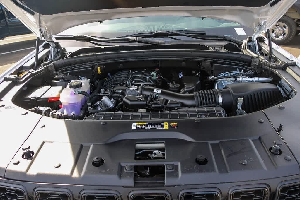 2025 Jeep Grand Cherokee Altitude X 27