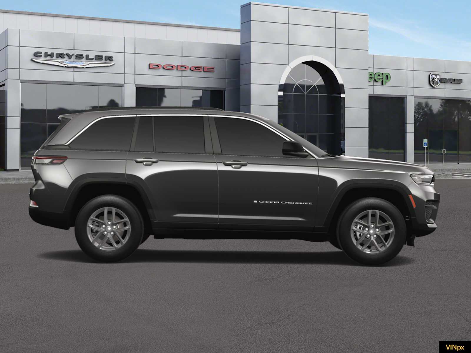 2024 Jeep Grand Cherokee Laredo X 9