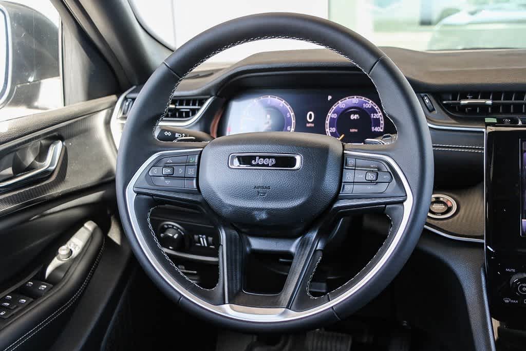 2024 Jeep Grand Cherokee Laredo X 14