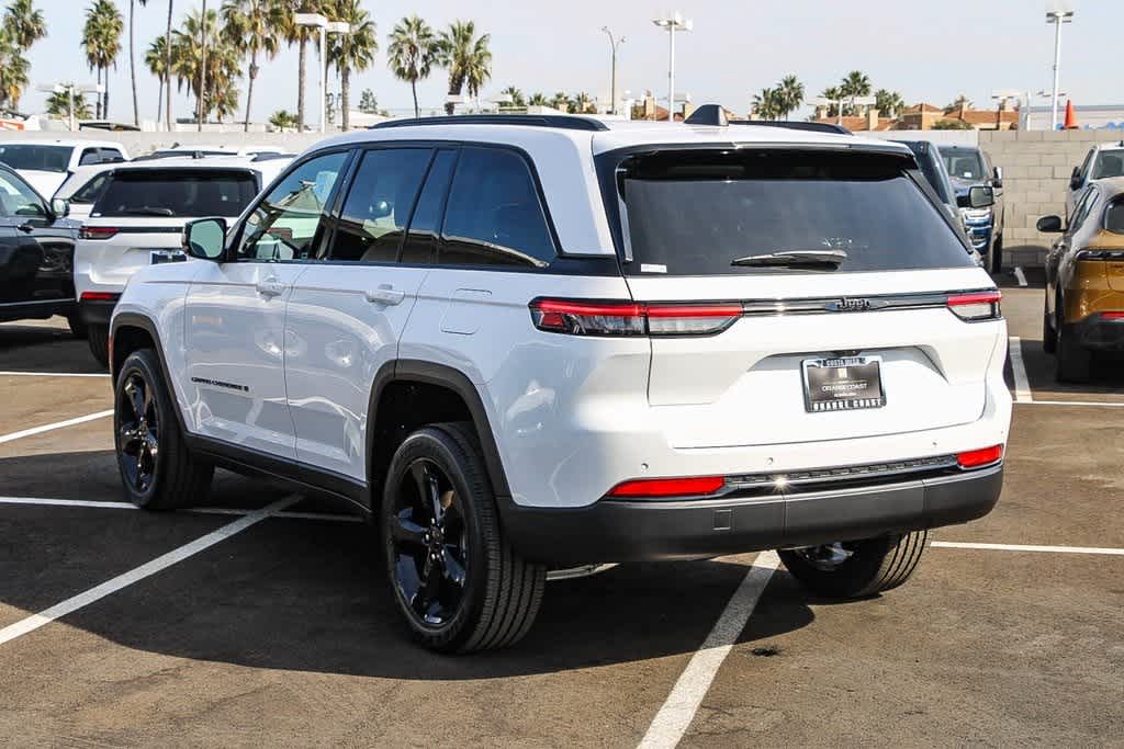 2025 Jeep Grand Cherokee Altitude X 2