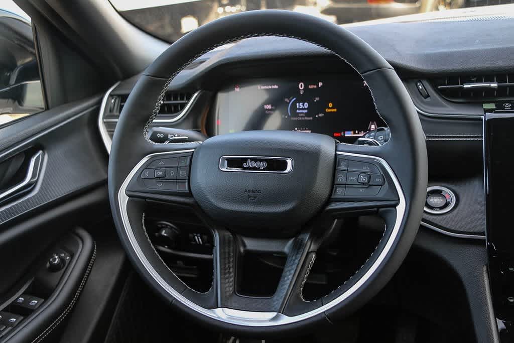 2025 Jeep Grand Cherokee Altitude X 16