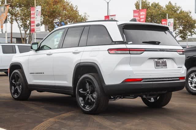 2024 Jeep Grand Cherokee Limited 8