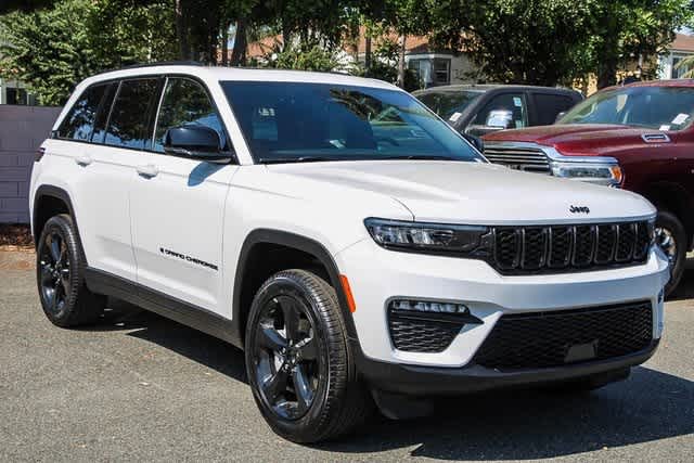 2025 Jeep Grand Cherokee Limited 3