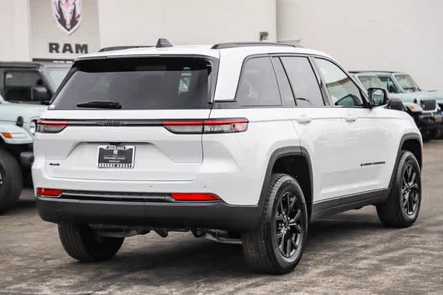 2024 Jeep Grand Cherokee Altitude 6