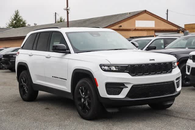 2024 Jeep Grand Cherokee Altitude 3