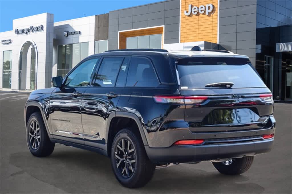 2024 Jeep Grand Cherokee Altitude 6