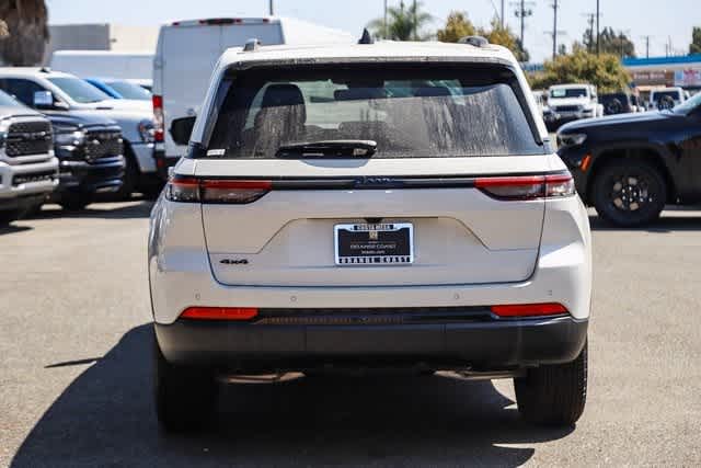 2024 Jeep Grand Cherokee Altitude 7