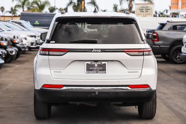 2022 Jeep Grand Cherokee Laredo 7