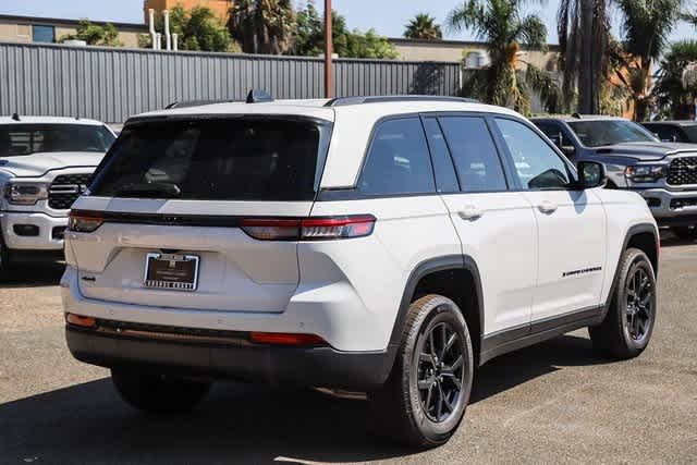 2024 Jeep Grand Cherokee Altitude 6