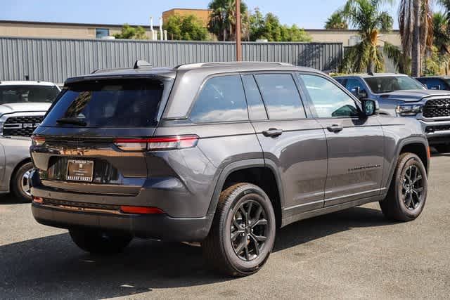 2024 Jeep Grand Cherokee Altitude 6