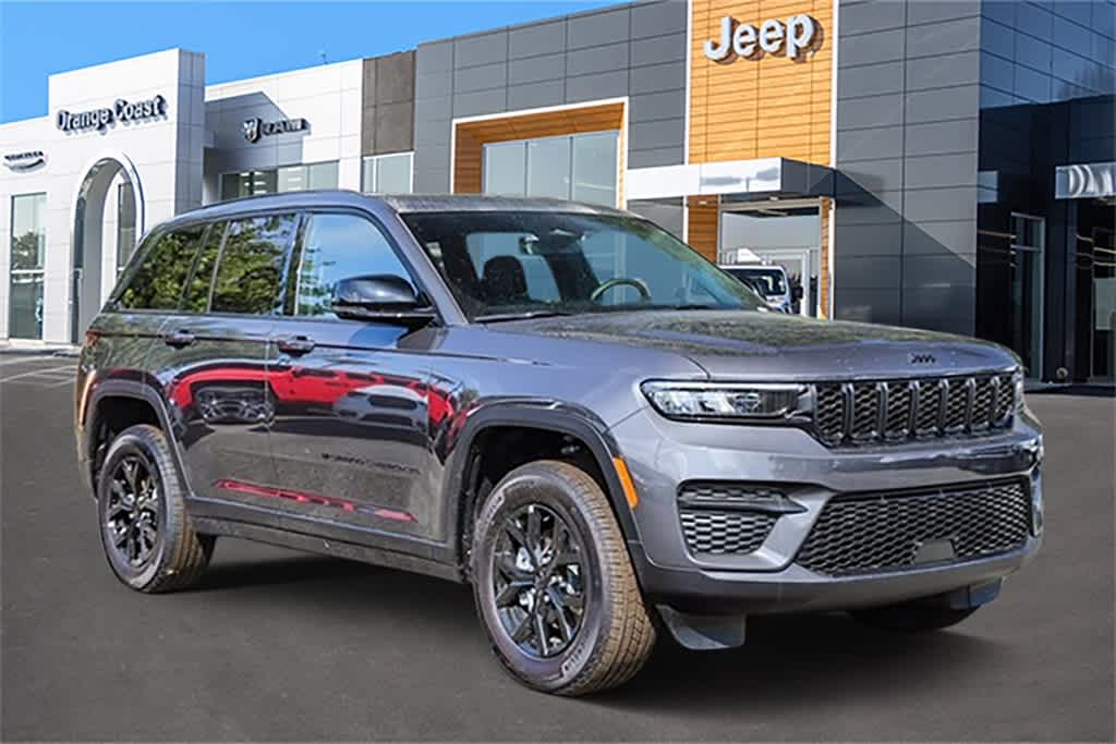 2024 Jeep Grand Cherokee Altitude 3