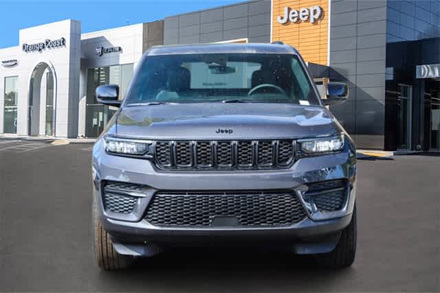 2024 Jeep Grand Cherokee Altitude 2