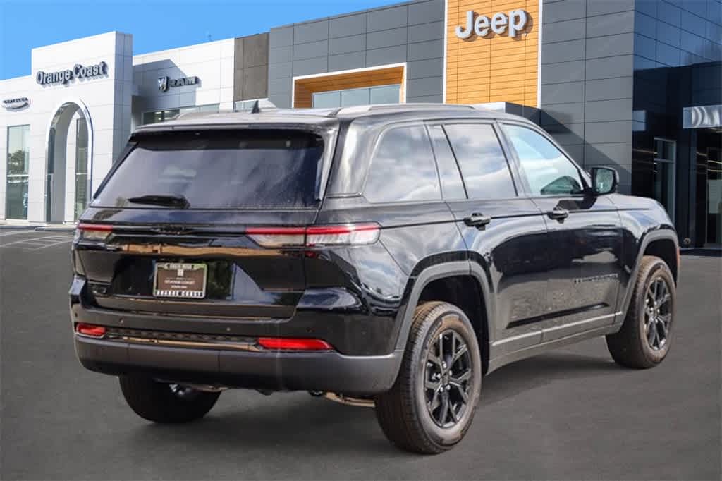 2024 Jeep Grand Cherokee Altitude 4