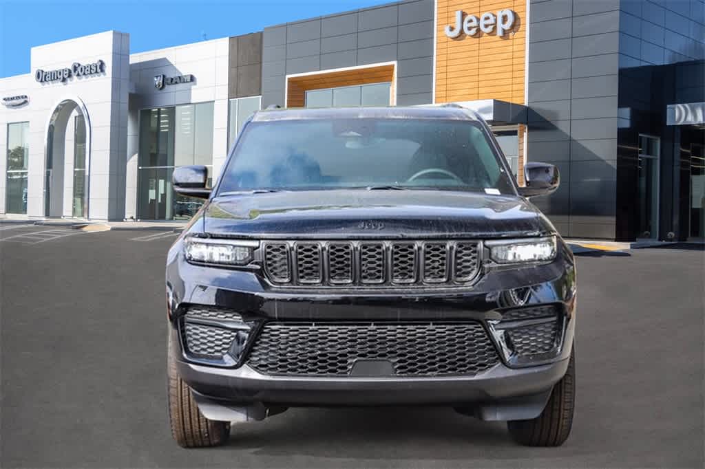 2024 Jeep Grand Cherokee Altitude 2