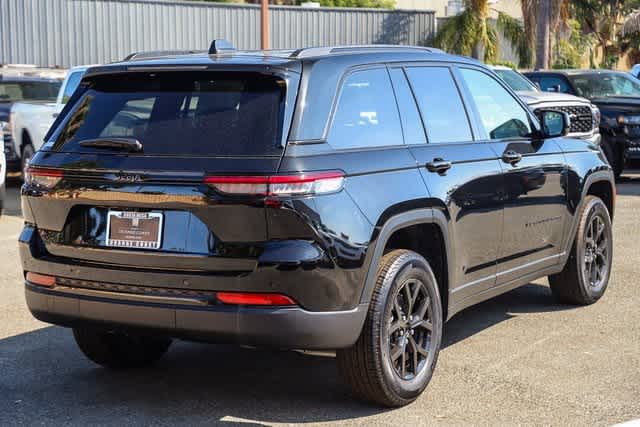 2024 Jeep Grand Cherokee Altitude 6