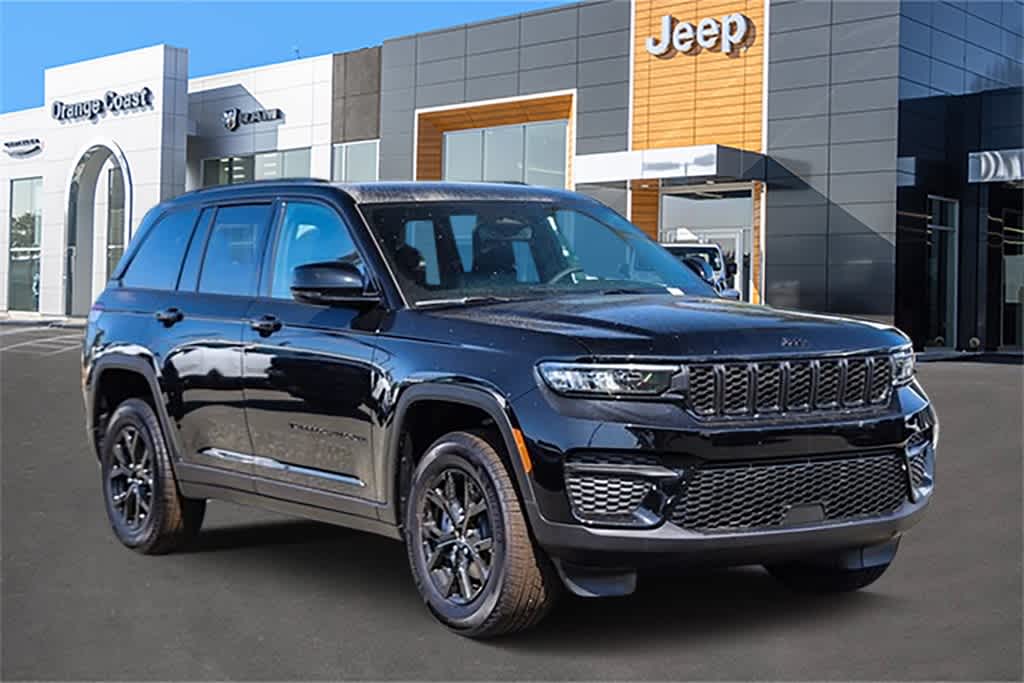 2024 Jeep Grand Cherokee Altitude 3