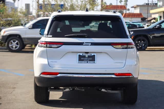 2024 Jeep Grand Cherokee Laredo 7