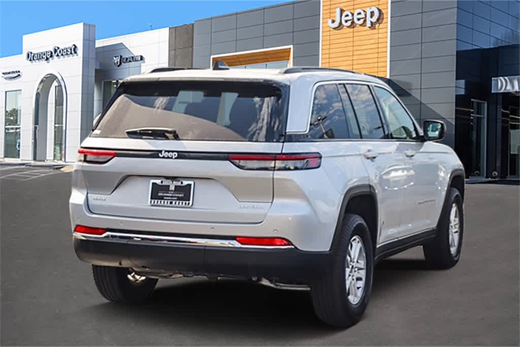 2024 Jeep Grand Cherokee Laredo 4