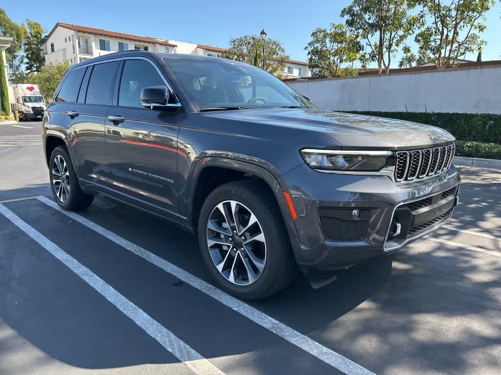 2024 Jeep Grand Cherokee Overland 7