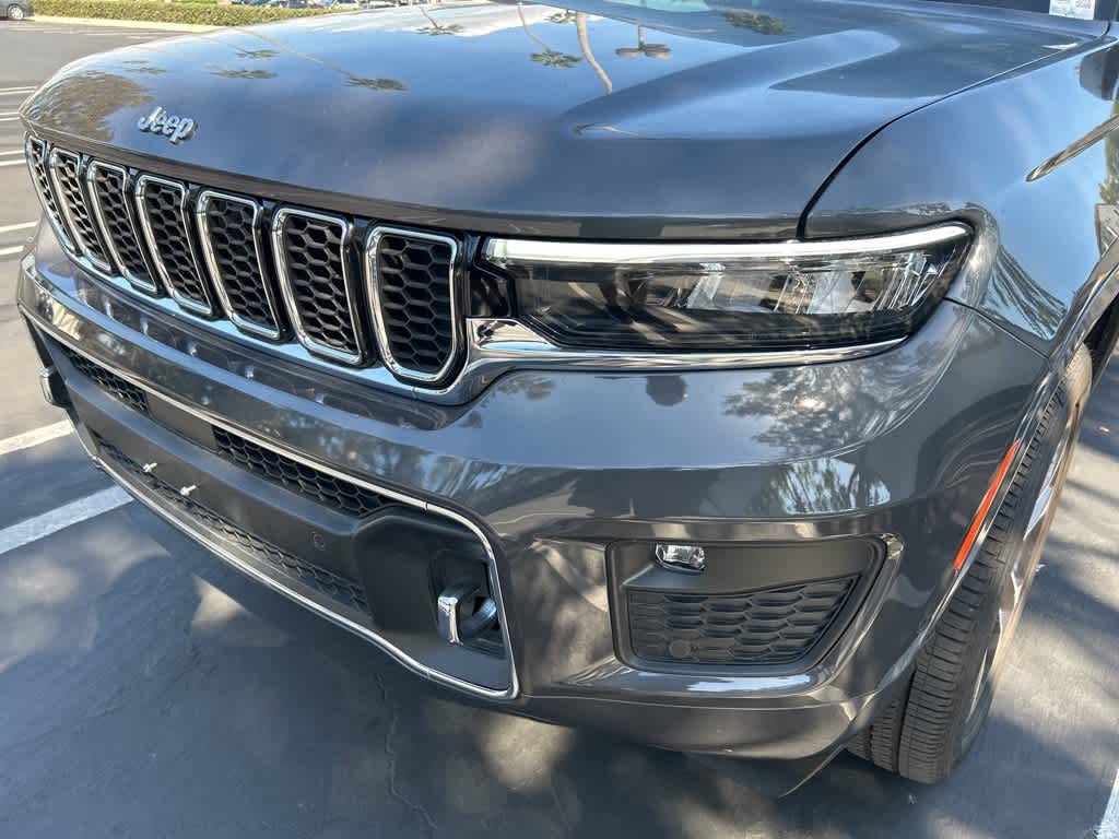 2024 Jeep Grand Cherokee Overland 9