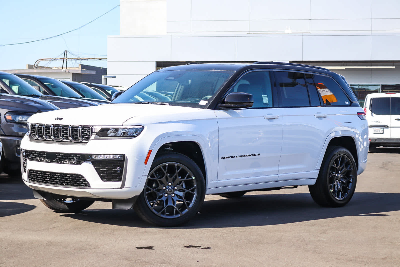 2027 Jeep Grand Cherokee