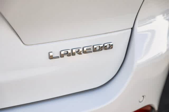 2024 Jeep Grand Cherokee L Laredo 8