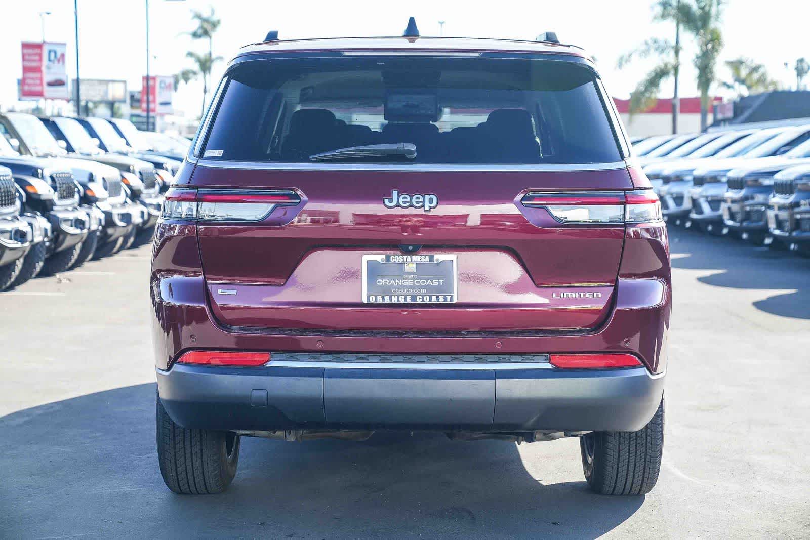 View vehicle photo 5
