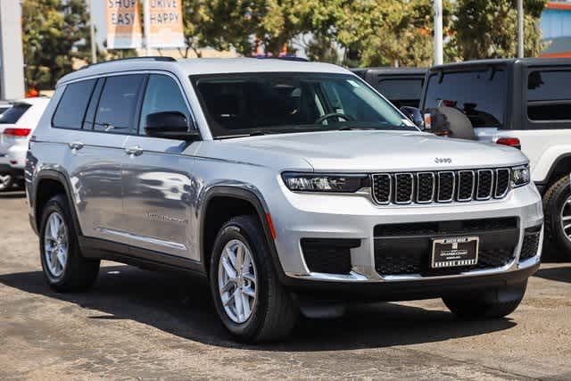 2024 Jeep Grand Cherokee L Laredo 3