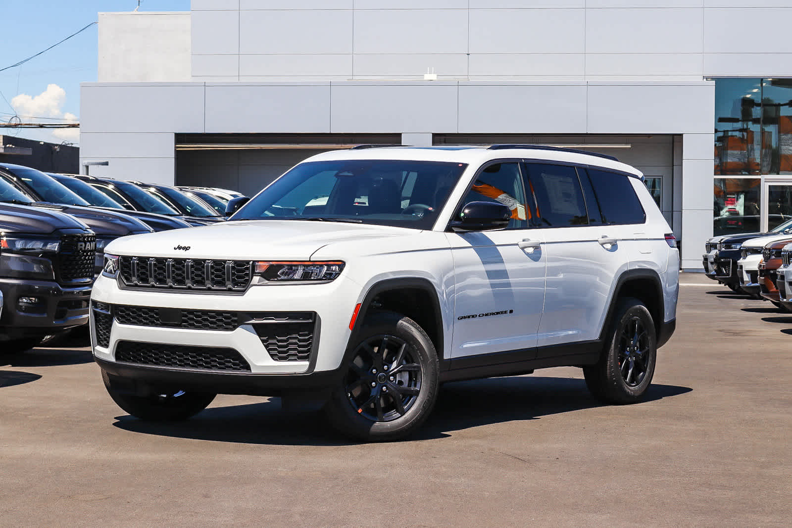 2027 Jeep Grand Cherokee L