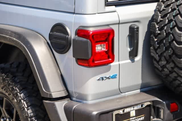 2024 Jeep Wrangler 4xe Willys 9