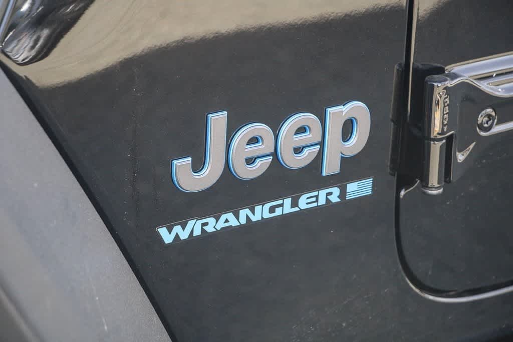 2024 Jeep Wrangler 4xe Willys 8