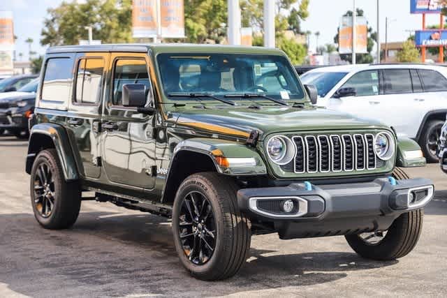 2024 Jeep Wrangler 4xe Sahara 3