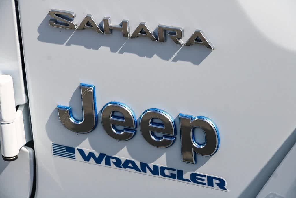 2024 Jeep Wrangler 4xe Sahara 5