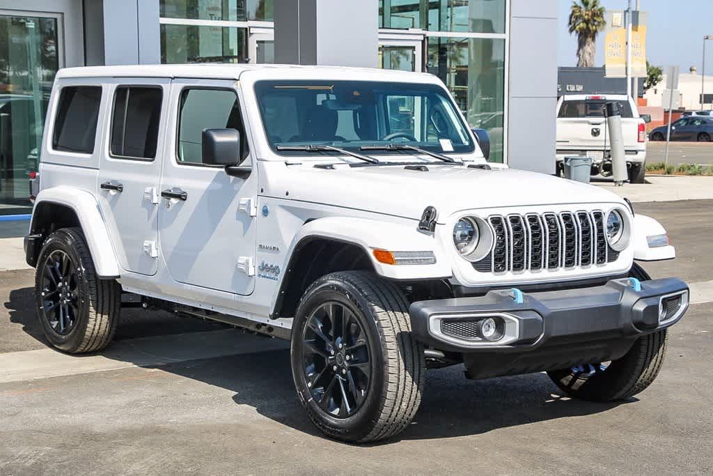 2024 Jeep Wrangler 4xe Sahara 3