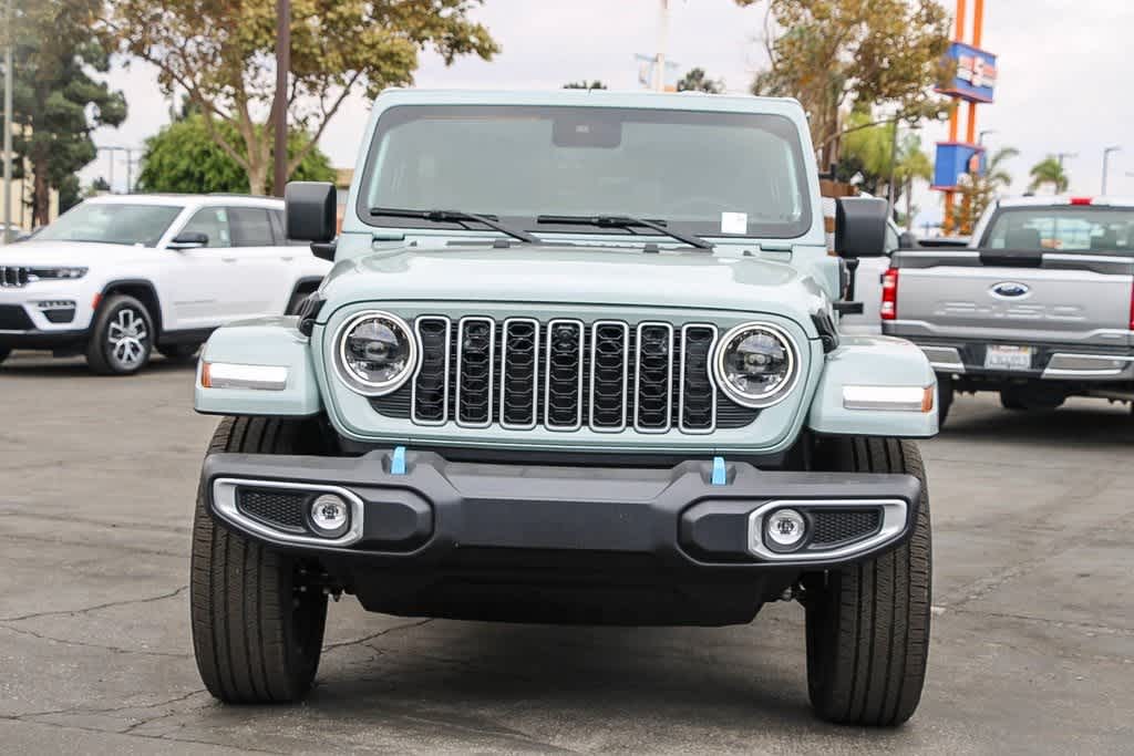 2024 Jeep Wrangler 4xe Sahara 2