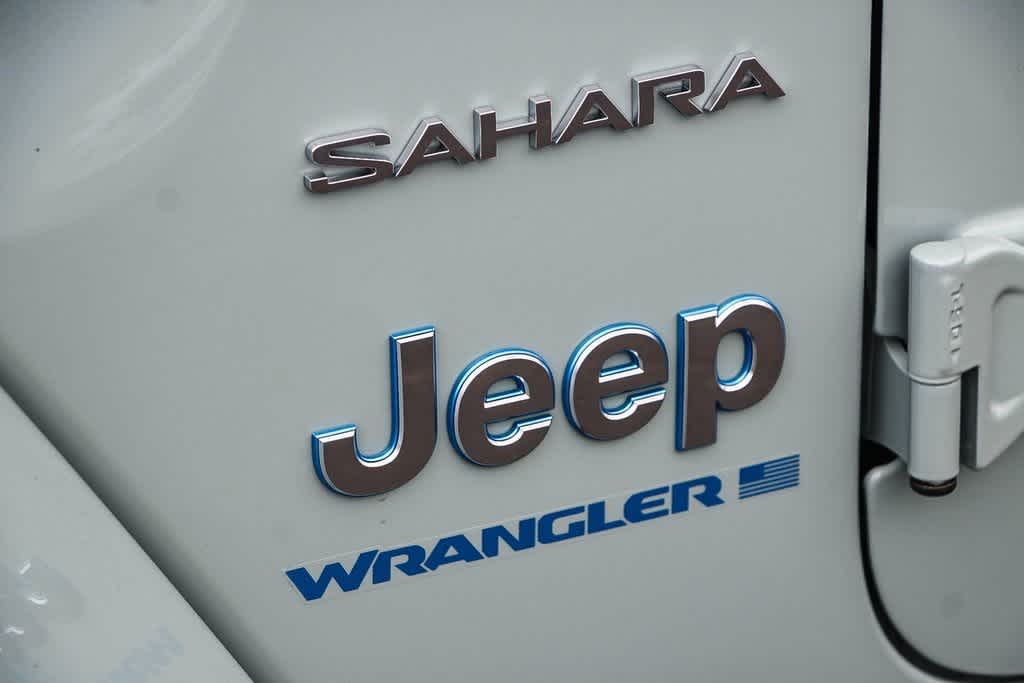 2024 Jeep Wrangler 4xe Sahara 9